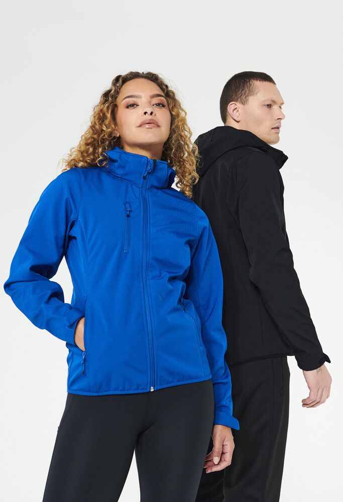 0200912_0200917_ClassicSoftshellHoody_ClassicSoftshellHoodyWoman_ss26_v3 copy