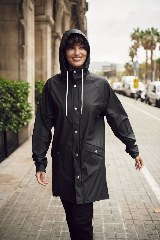 020939_ClassicRainJacket_ss25_v4